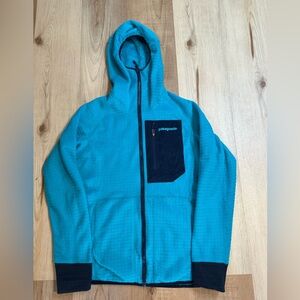 Patagonia R3 Reversible Hoodie (turquoise and navy)